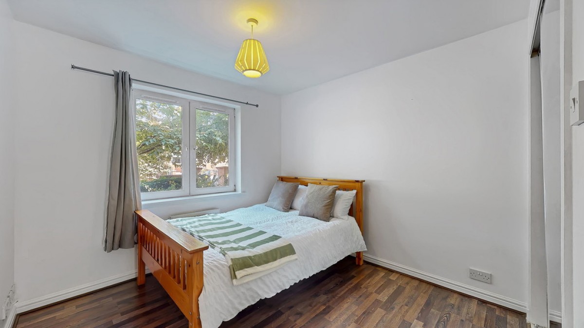 5 Netherton Gardens