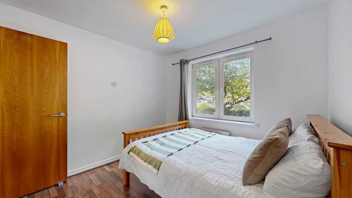 5 Netherton Gardens