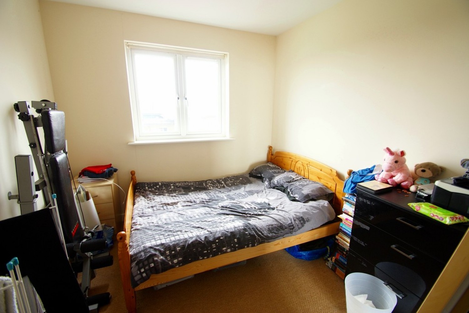 Heol Staughton, Cardiff