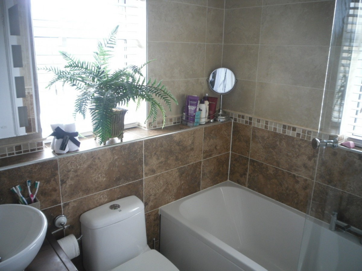 Herbert Close, Marshfield