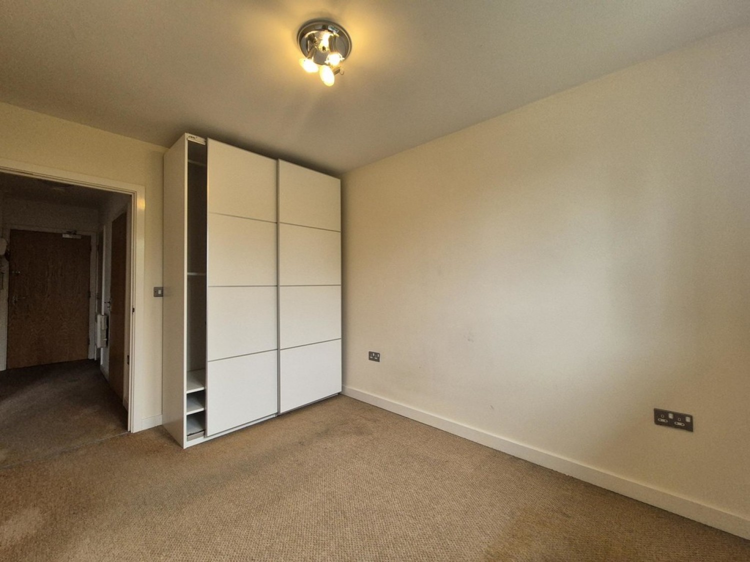 1 bedroom Flat for Letting Heol Staughton, Dumballs Road