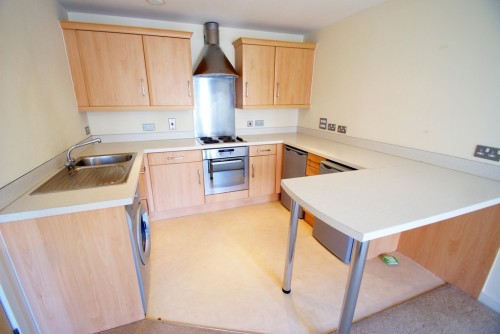 Heol Staughton, Cardiff