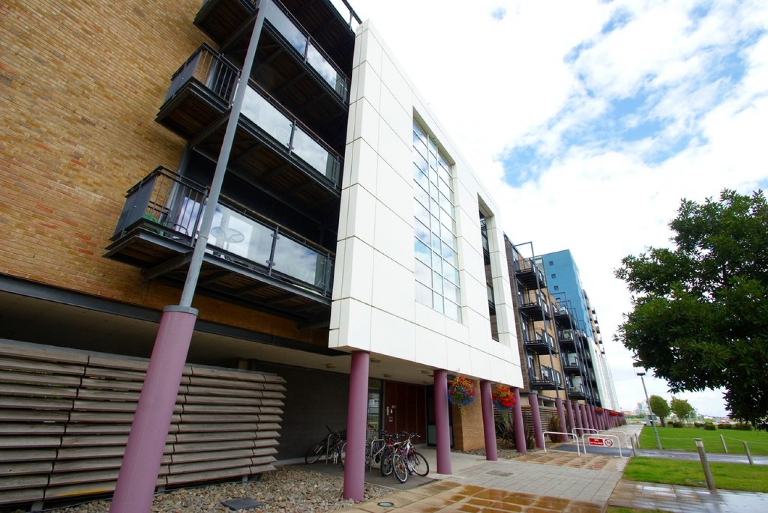 Jones Point House, Prospect Place