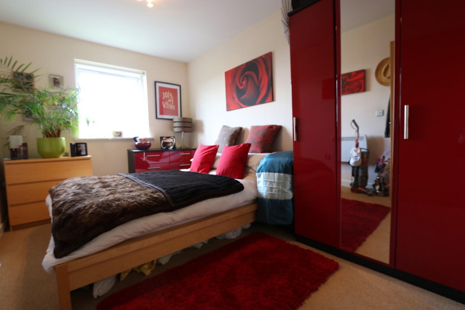 1 bedroom Flat for Letting Heol Staughton, Dumballs Road