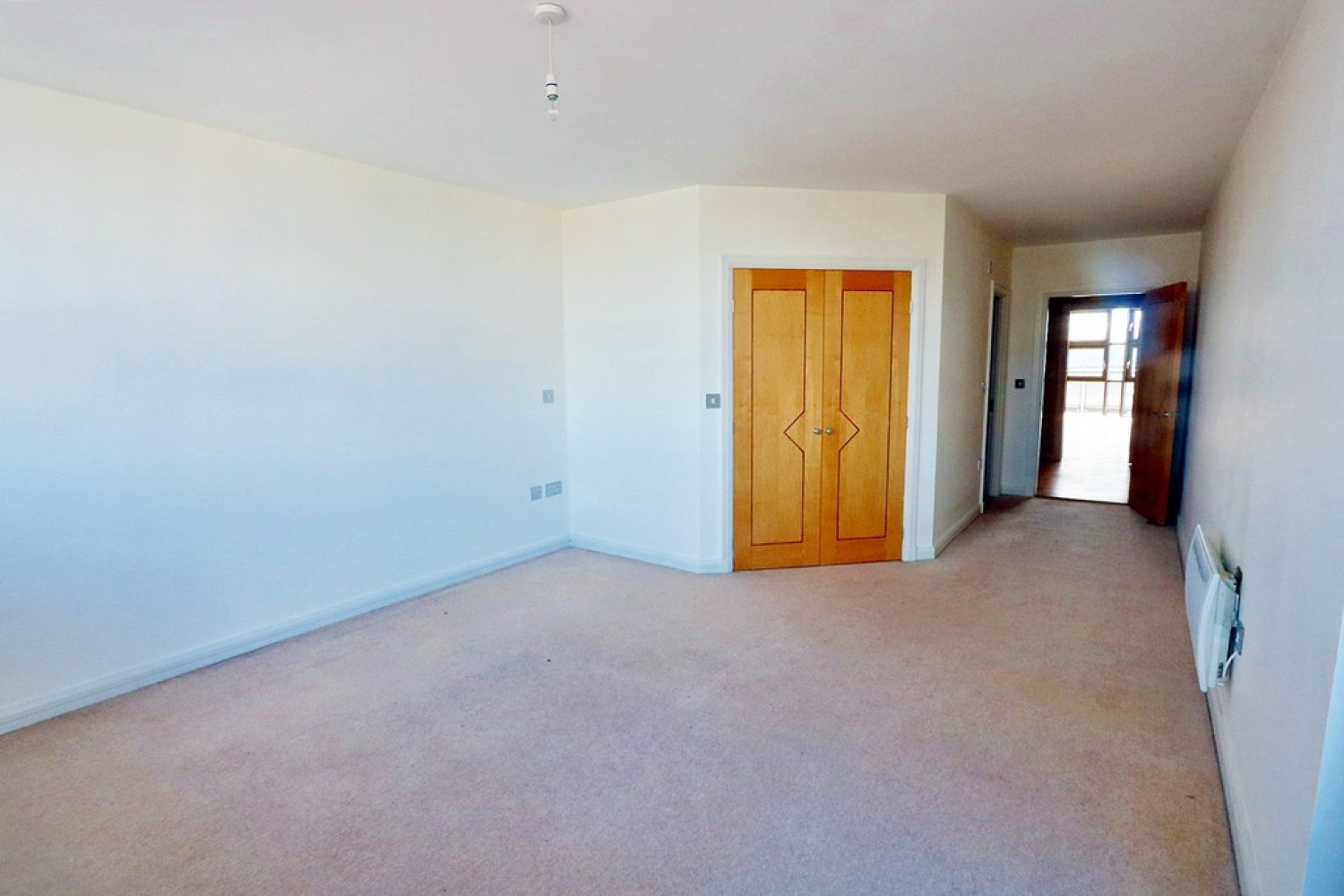 3 bedroom Flat for Letting Landmark Place, Churchill Way