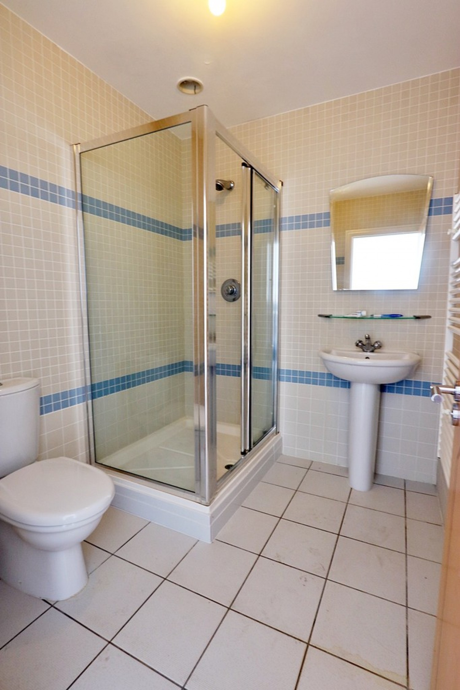 3 bedroom Flat for Letting Landmark Place, Churchill Way