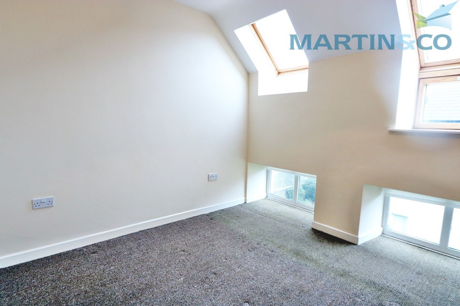 2 bedroom Flat for Letting The Old School House, Tredegar Avenue