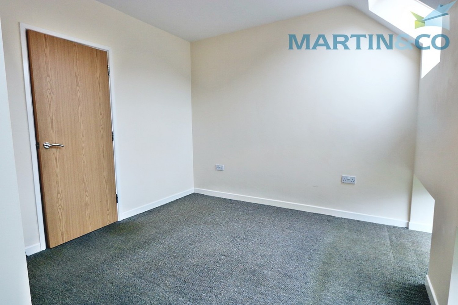2 bedroom Flat for Letting The Old School House, Tredegar Avenue