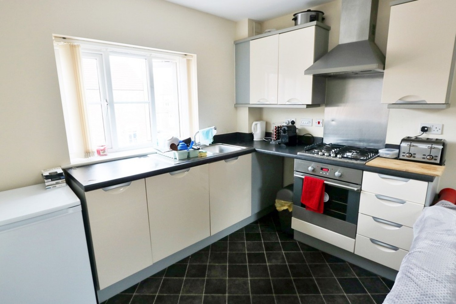 1 bedroom Flat in Lysaght Avenue, Newport