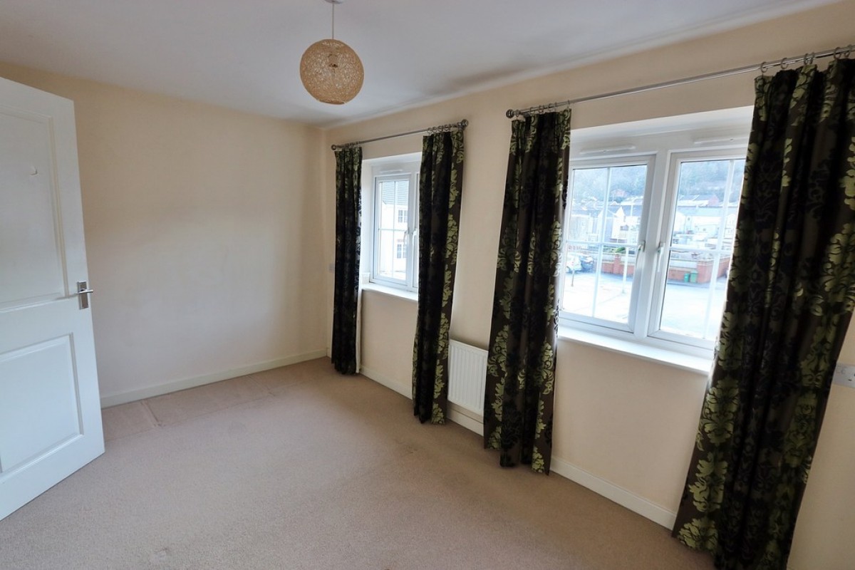 Maes Y Ffynnon, Mountain Ash