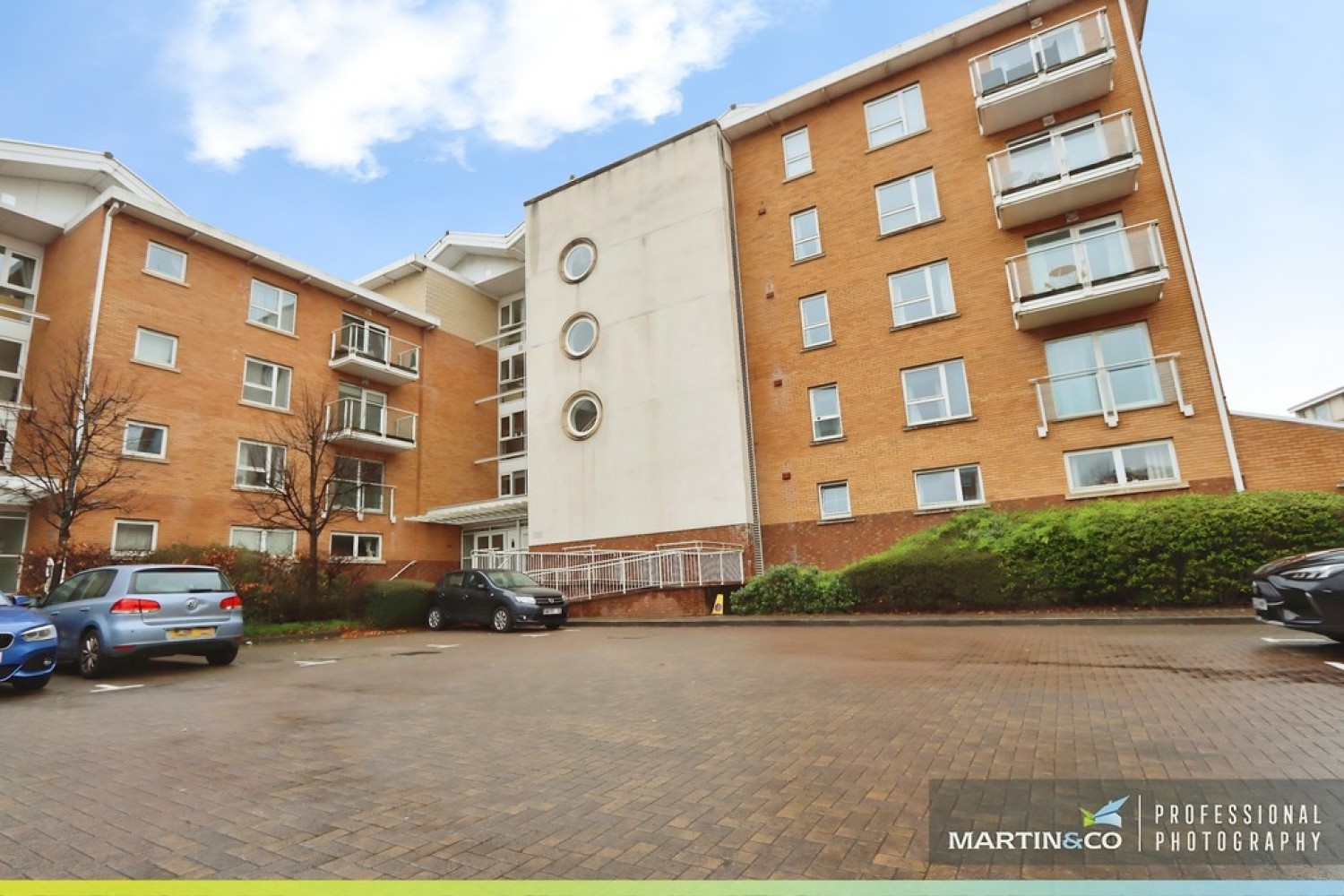 2 bedroom Flat for Sale Taliesin Court, Century Wharf