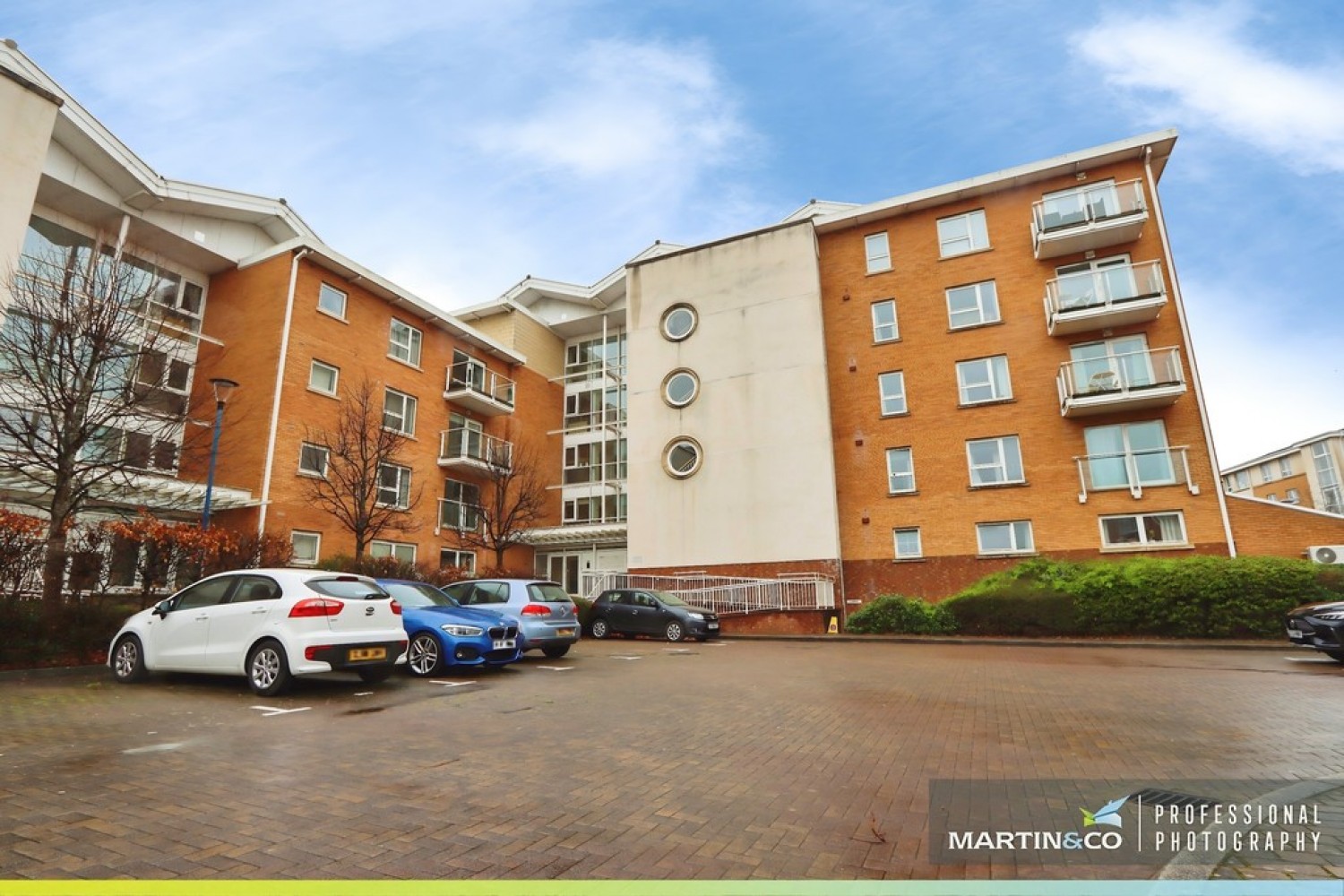 2 bedroom Flat for Sale Taliesin Court, Century Wharf
