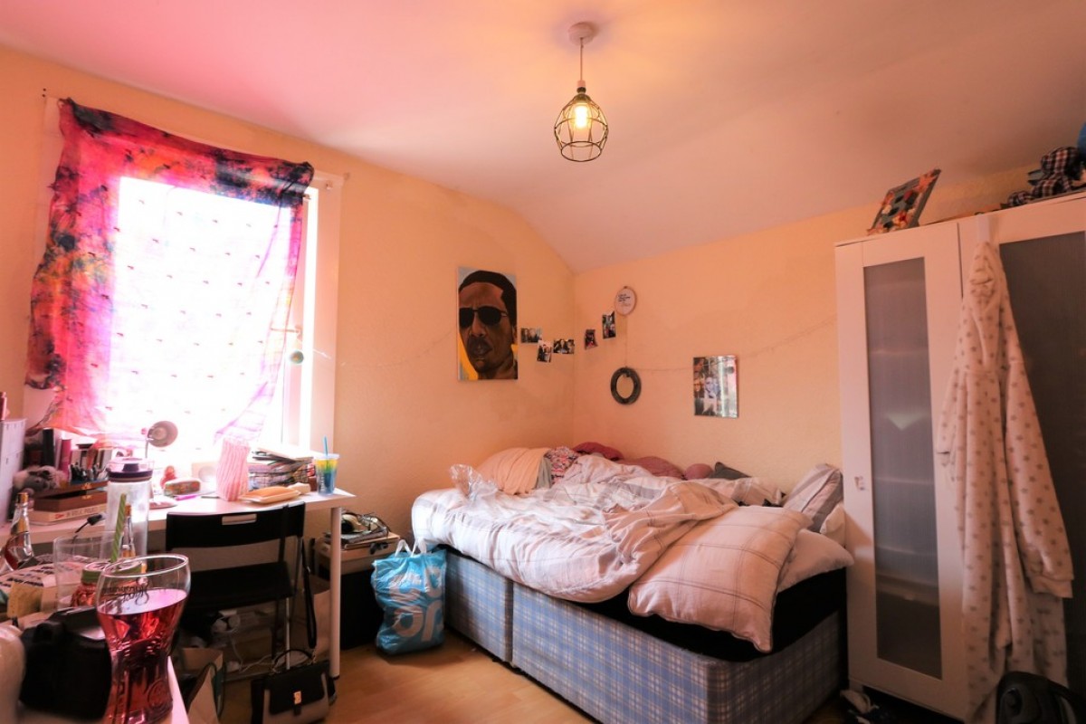 Monthermer Road, Roath