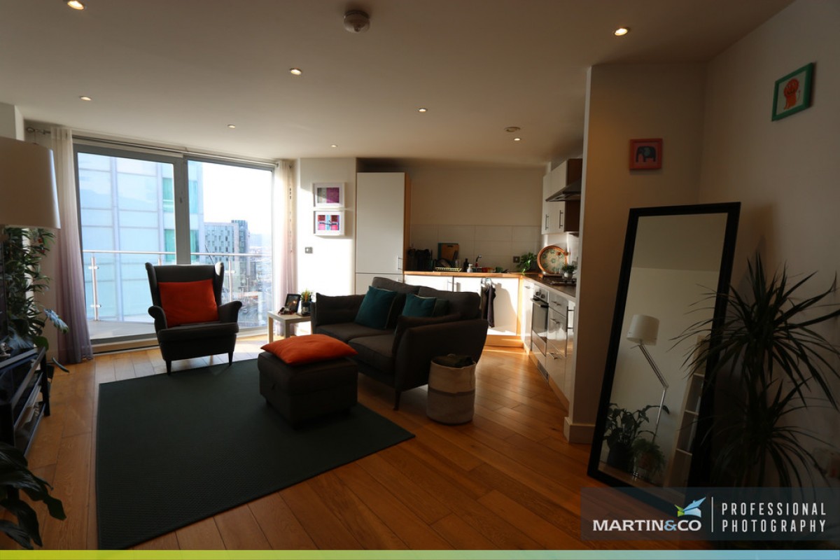 Meridian Plaza, Bute Terrace