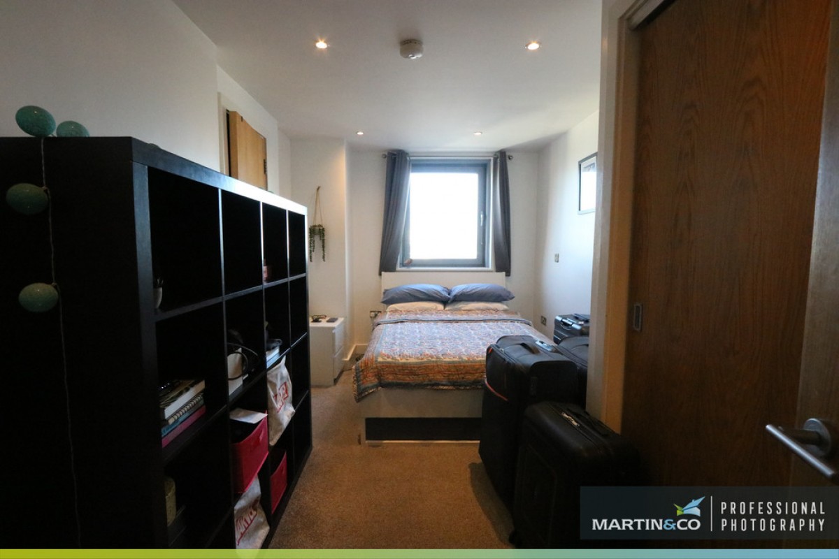 Meridian Plaza, Bute Terrace