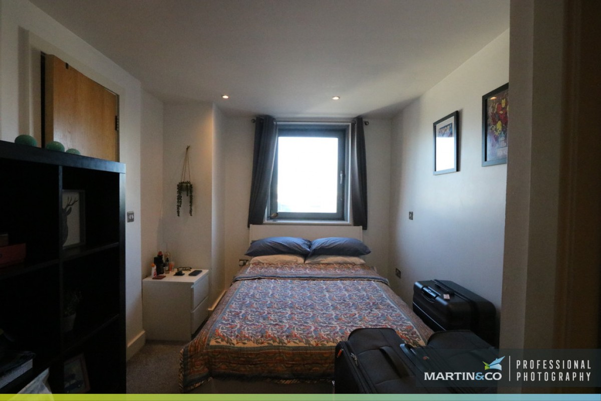 Meridian Plaza, Bute Terrace