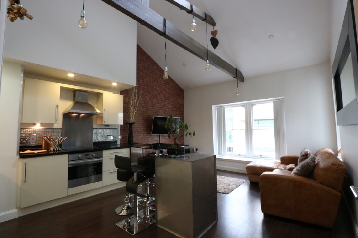 2 bedroom Flat for Letting David Morgan, City Centre