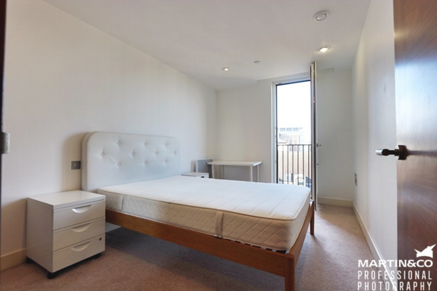 The Hayes Apartments, The Hayes