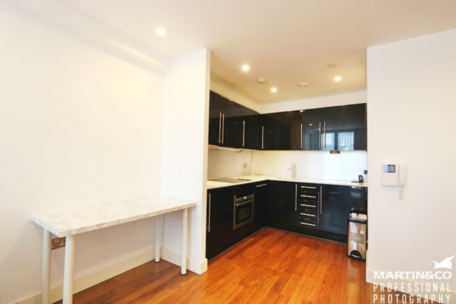 The Hayes Apartments, The Hayes