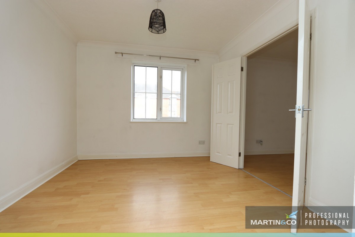 Kestell Drive, Windsor Quay