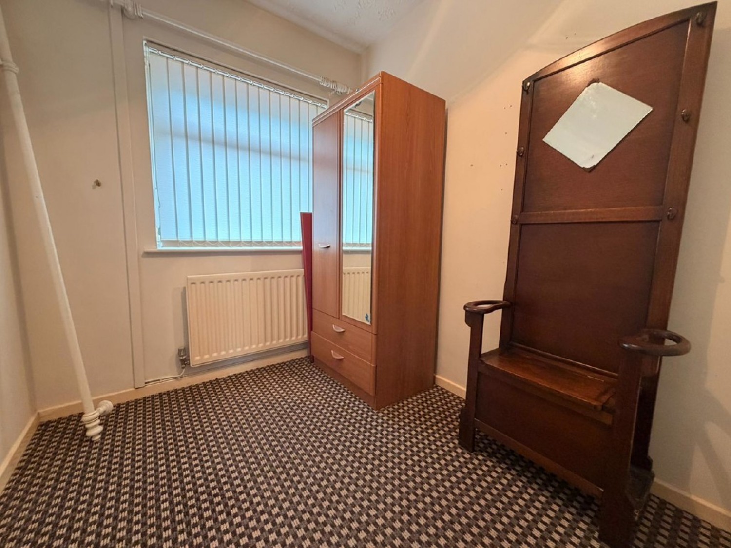 3 bedroom Bungalow for Letting Anthony Grove, Abercanaid
