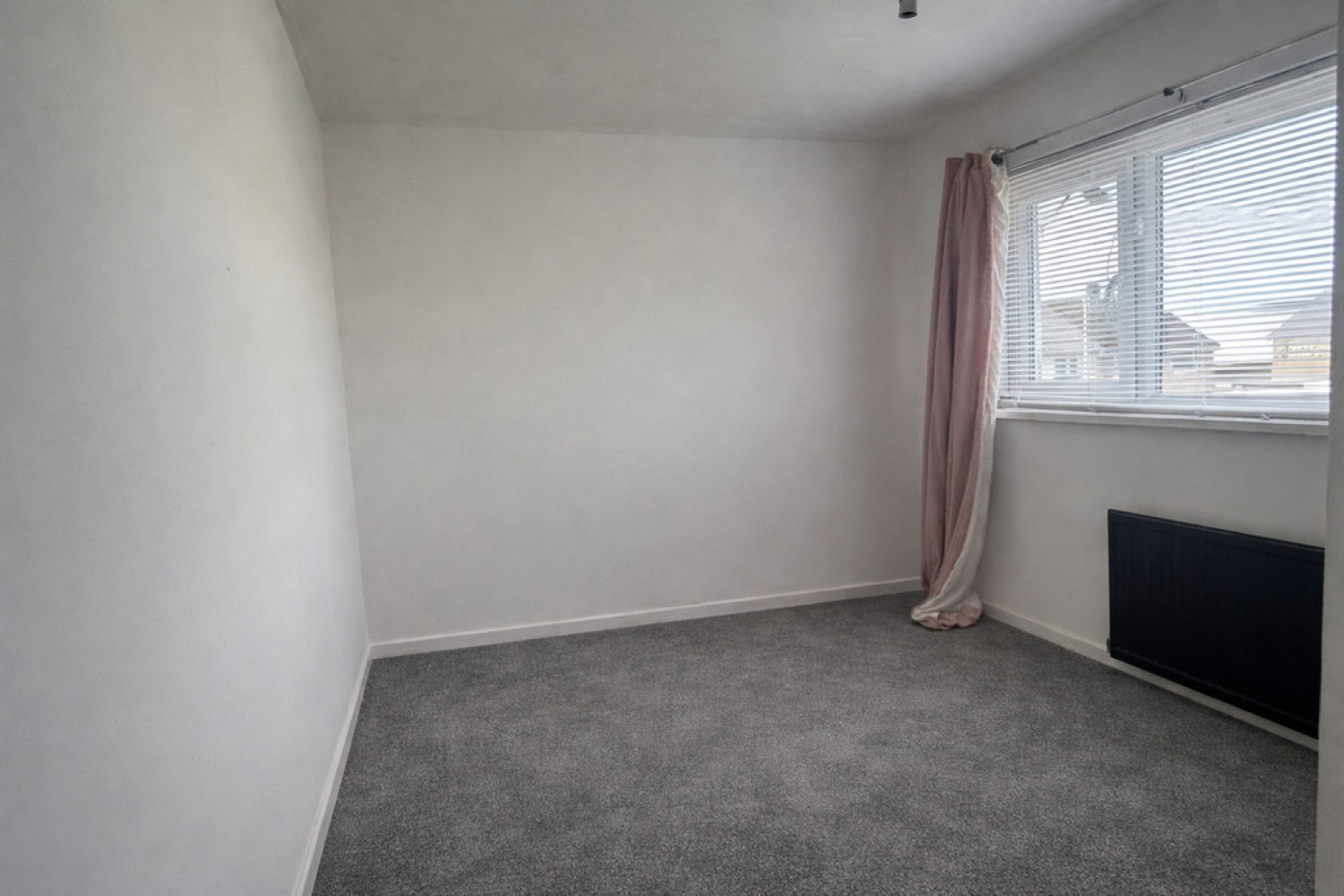 3 bedroom House for Letting Gurnos, Merthyr Tydfil