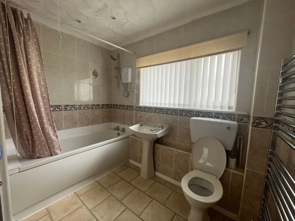 Forsythia Close, Gurnos, Merthyr Tydfil
