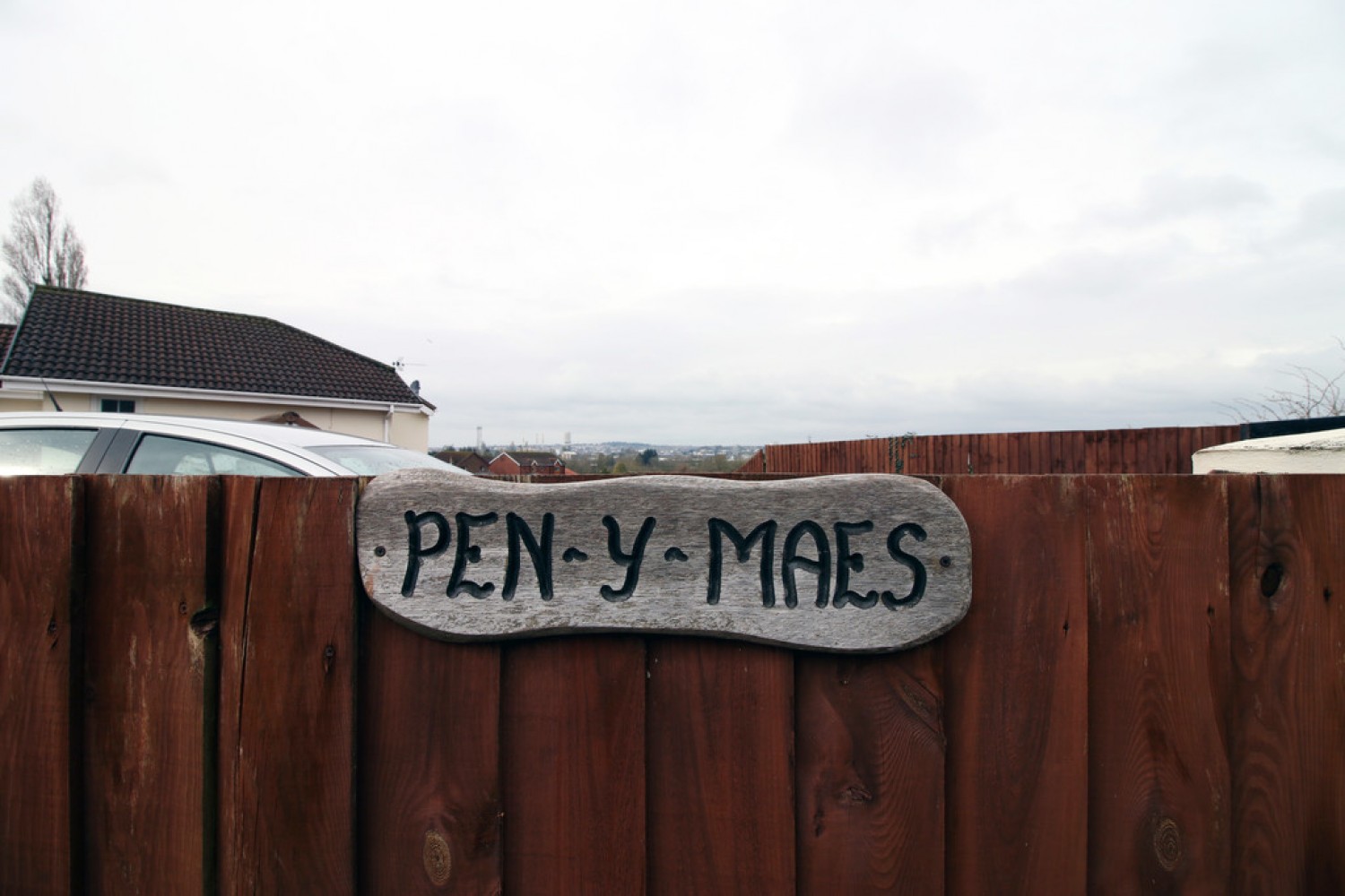 Pen Y Maes, Sully