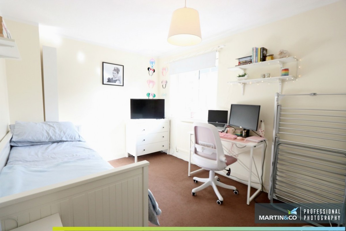 Campbell Drive, Windsor Quay