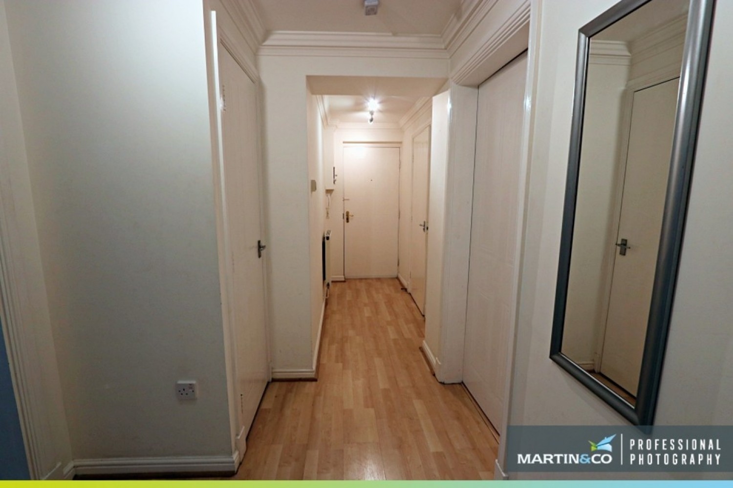 2 bedroom Flat for Letting Century Court, Taffs Mead Embankment,
