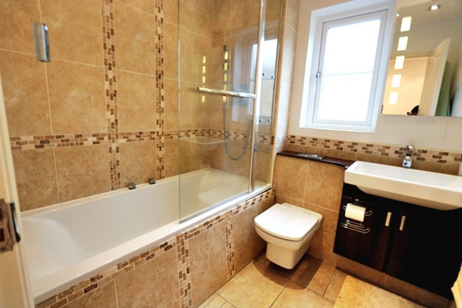 2 bedroom House for Letting Rosemead, Greenmeadow, Cwmbran