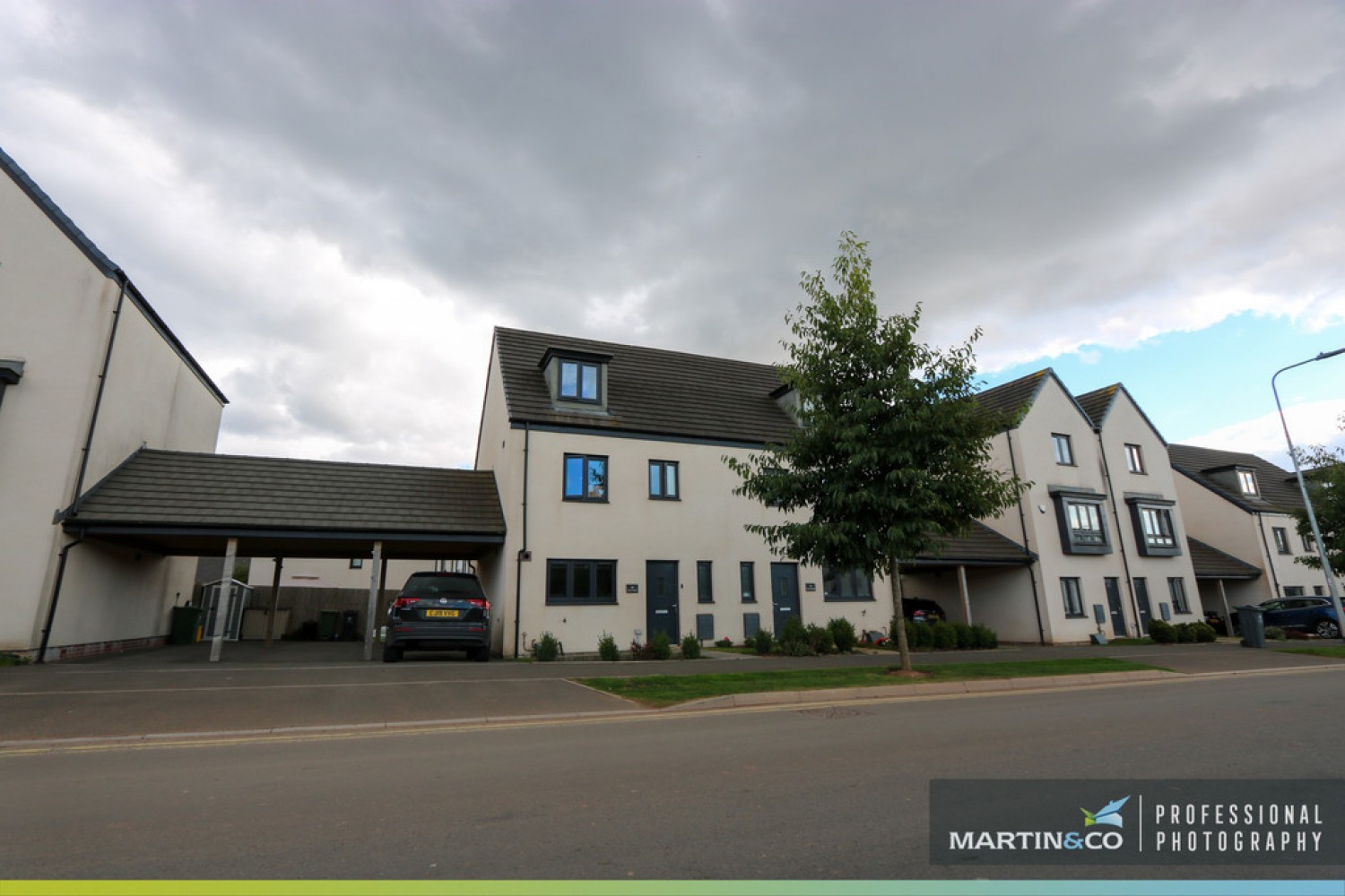 4 bedroom House in Church Road, St Edeyrns