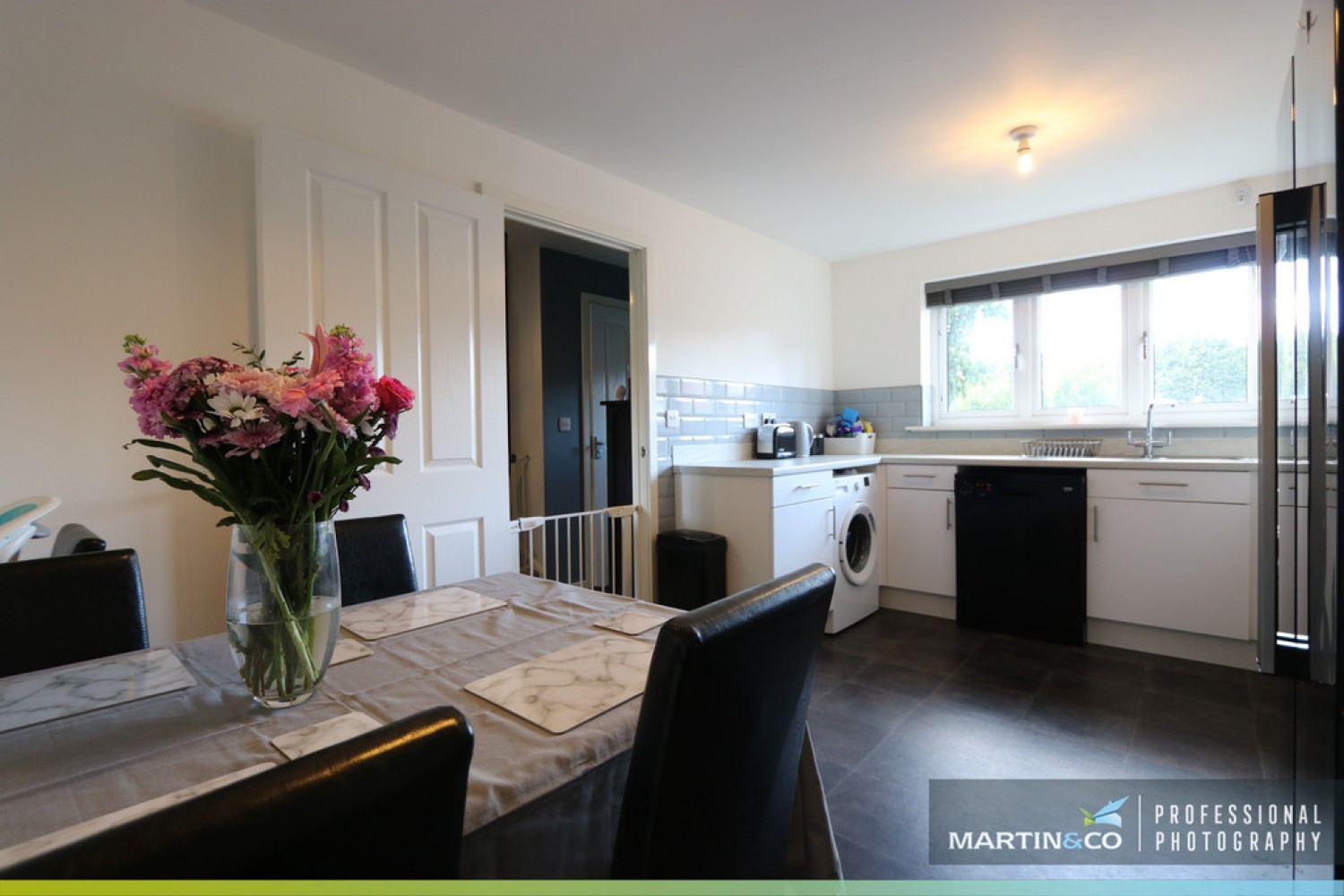 4 bedroom House in Church Road, St Edeyrns