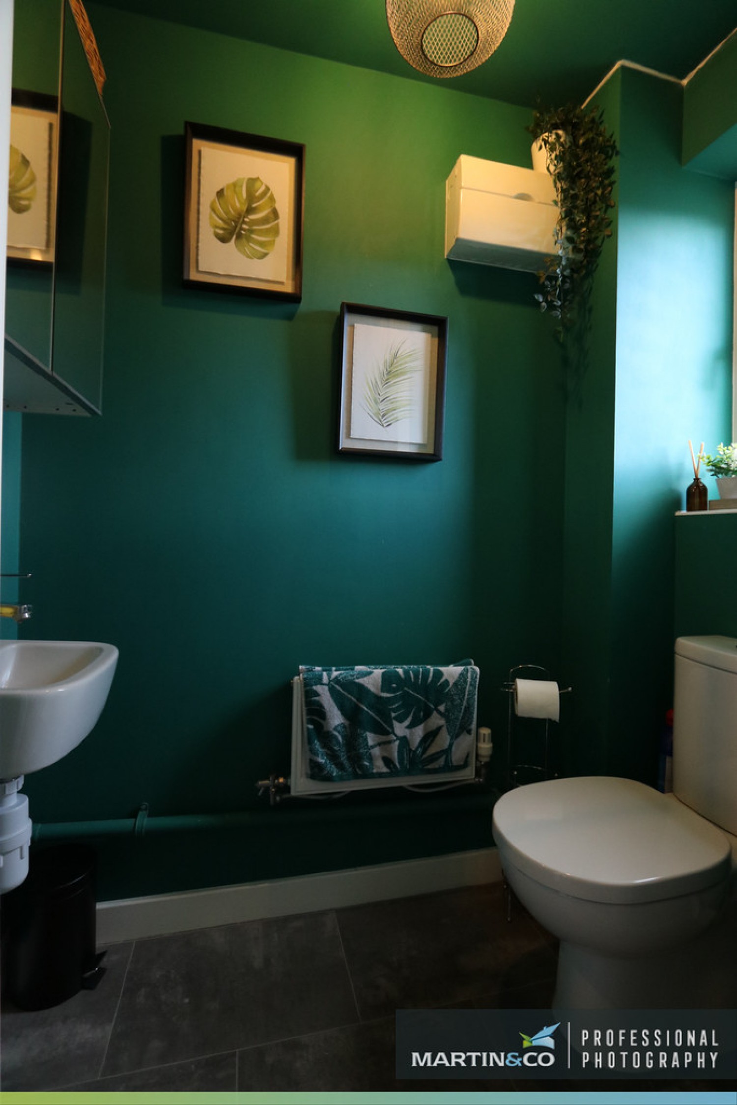 4 bedroom House in Church Road, St Edeyrns