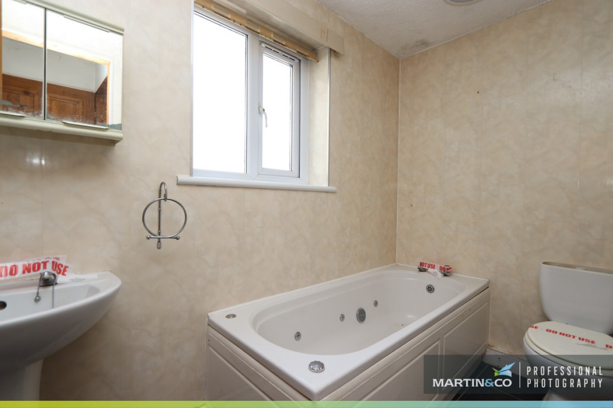 Grove Place, Griffithstown