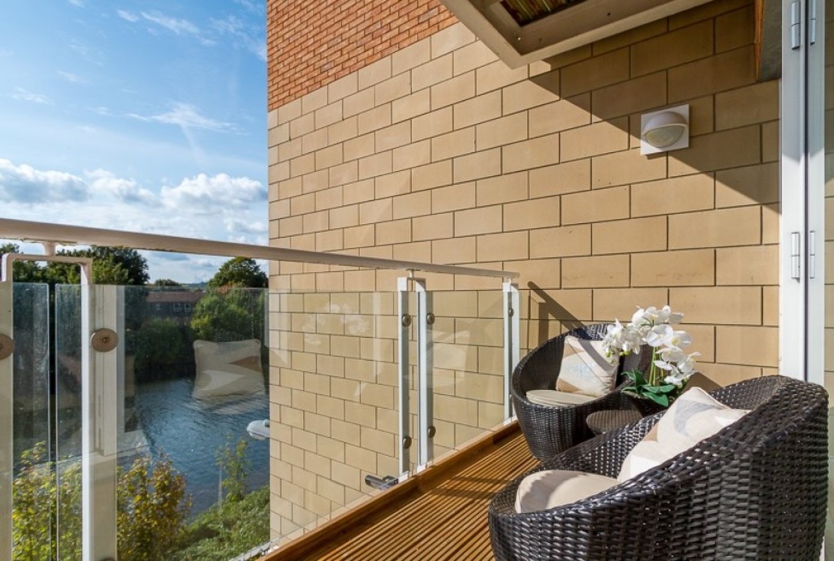 Penstone Court, Century Wharf