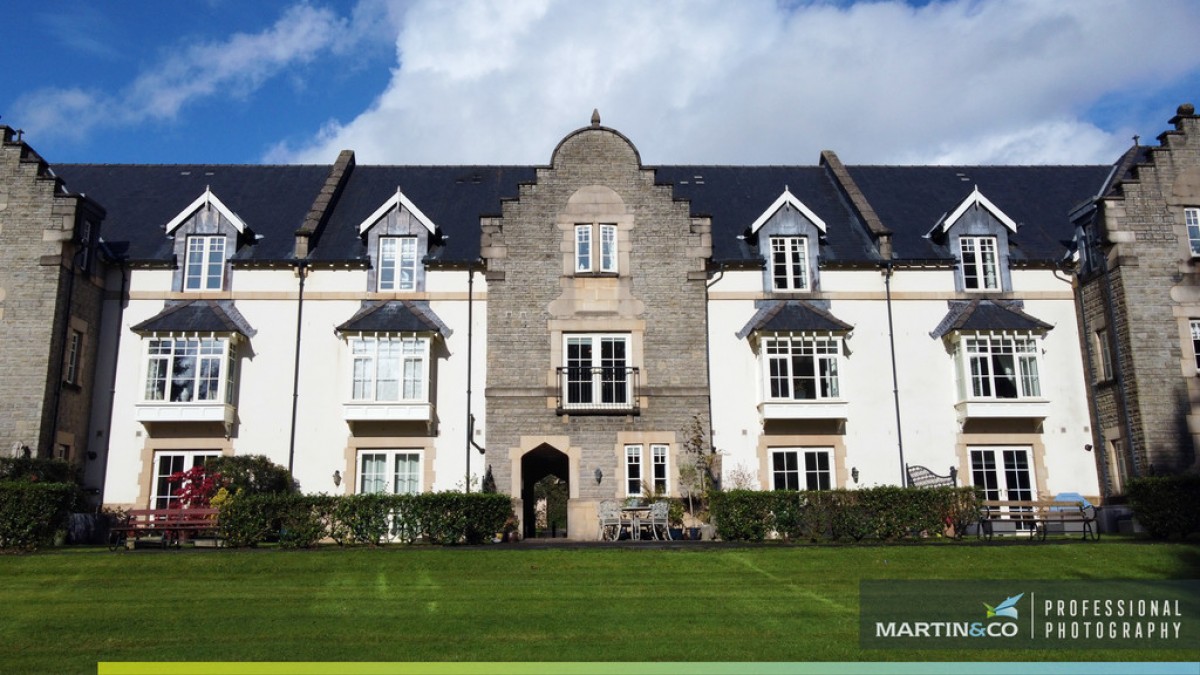 Western Courtyard, Talygarn Manor