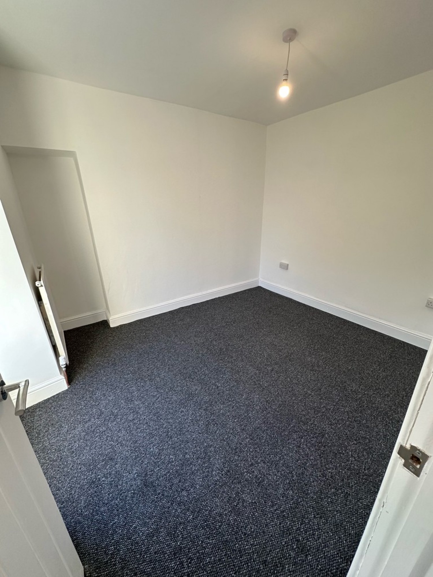 2 bedroom House for Letting Alma Street, Twyn