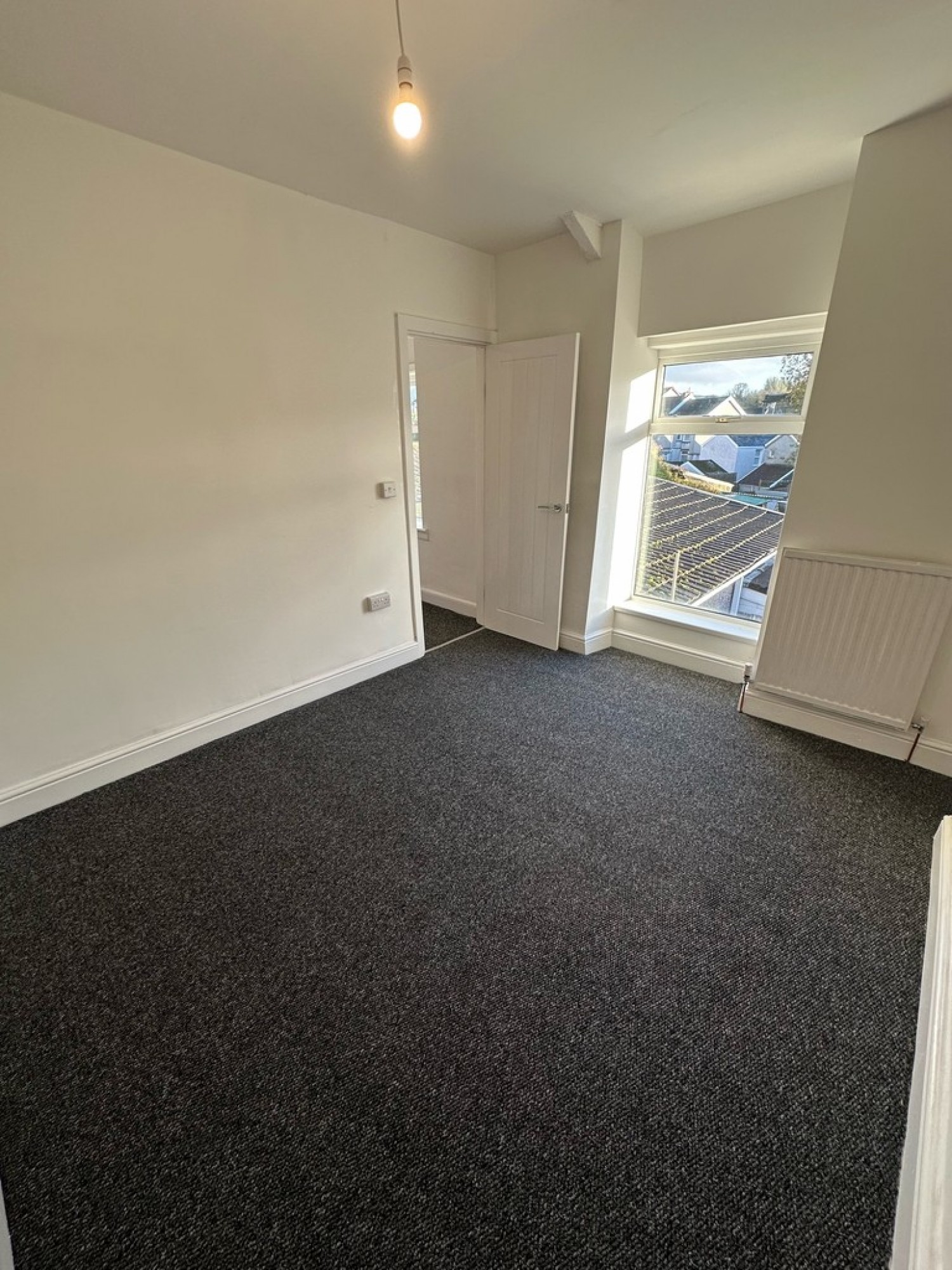 2 bedroom House for Letting Alma Street, Twyn