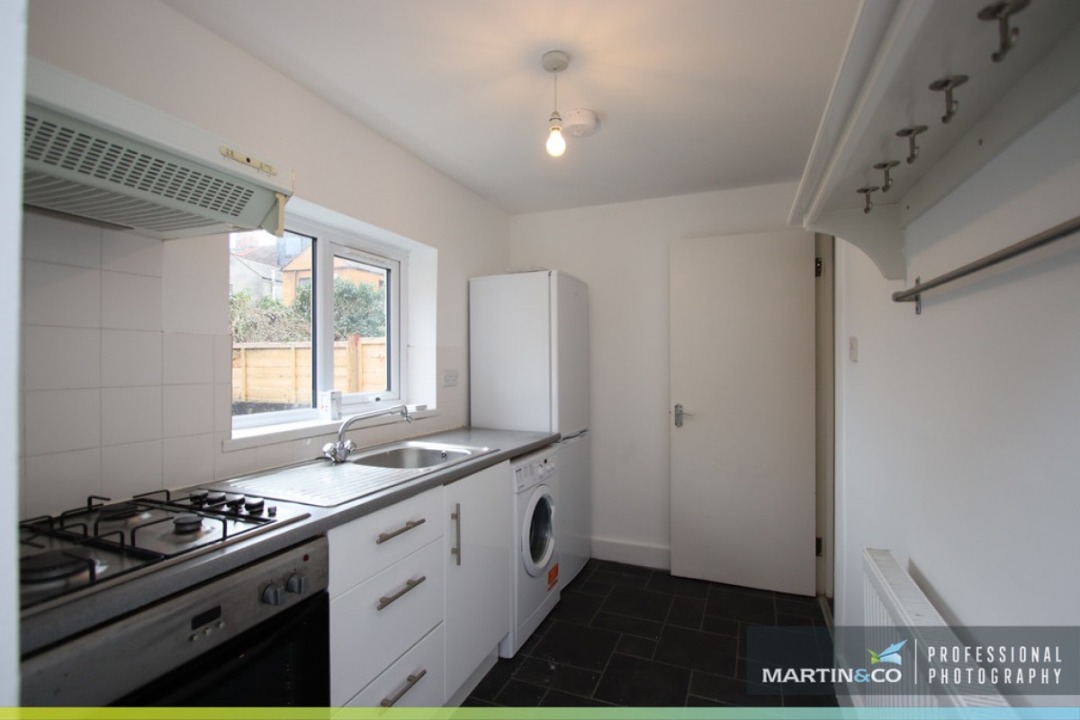 Green Street, Riverside