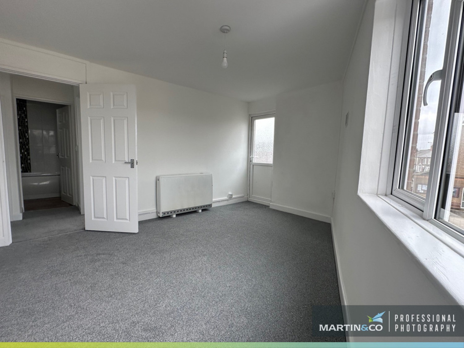 2 bedroom Flat for Letting Caerphilly Road, Birchgrove