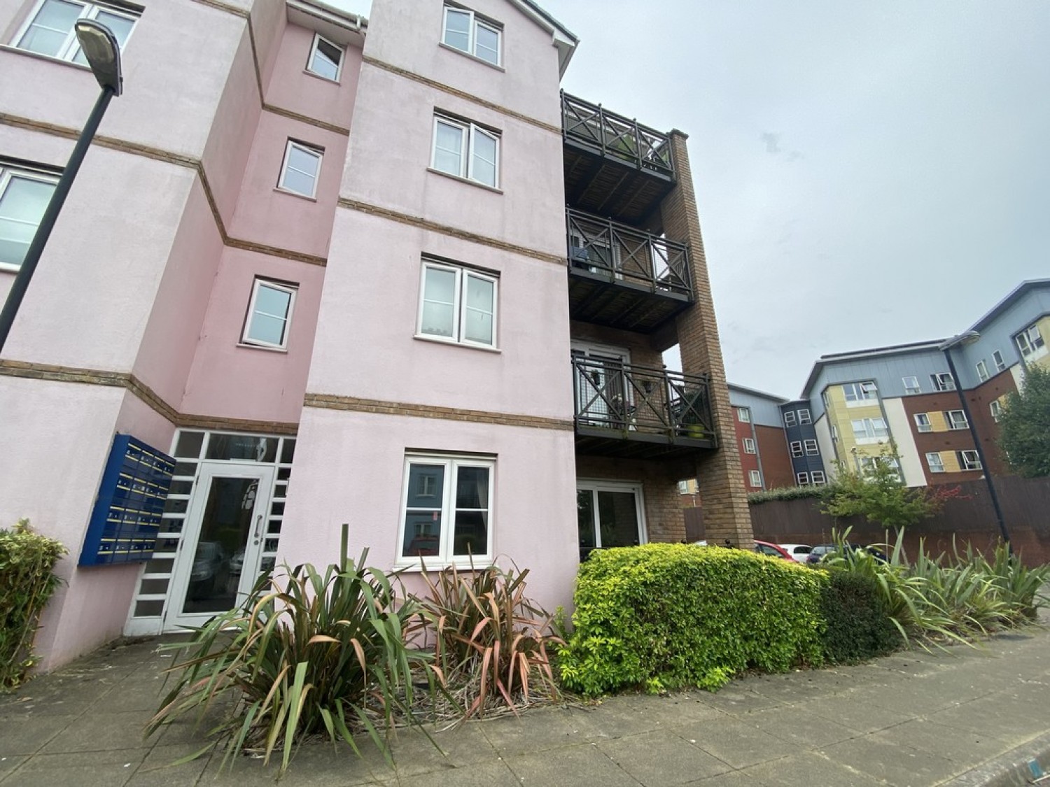 Pentland Close , Llanishen , Cardiff