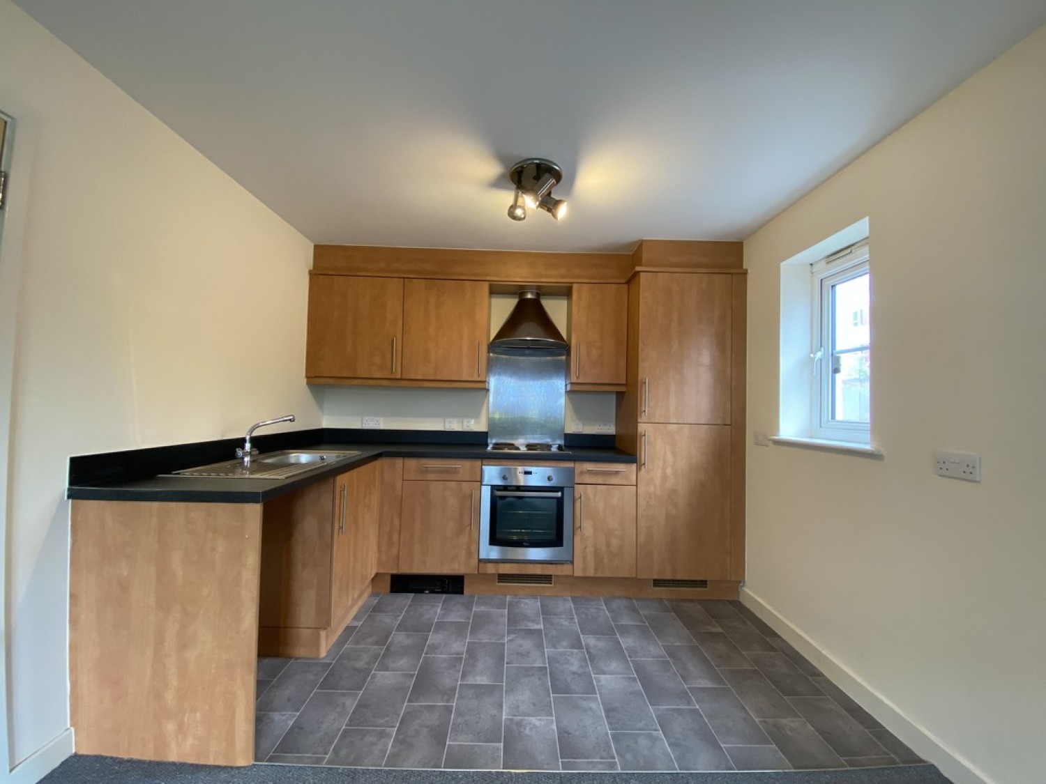 Pentland Close , Llanishen , Cardiff