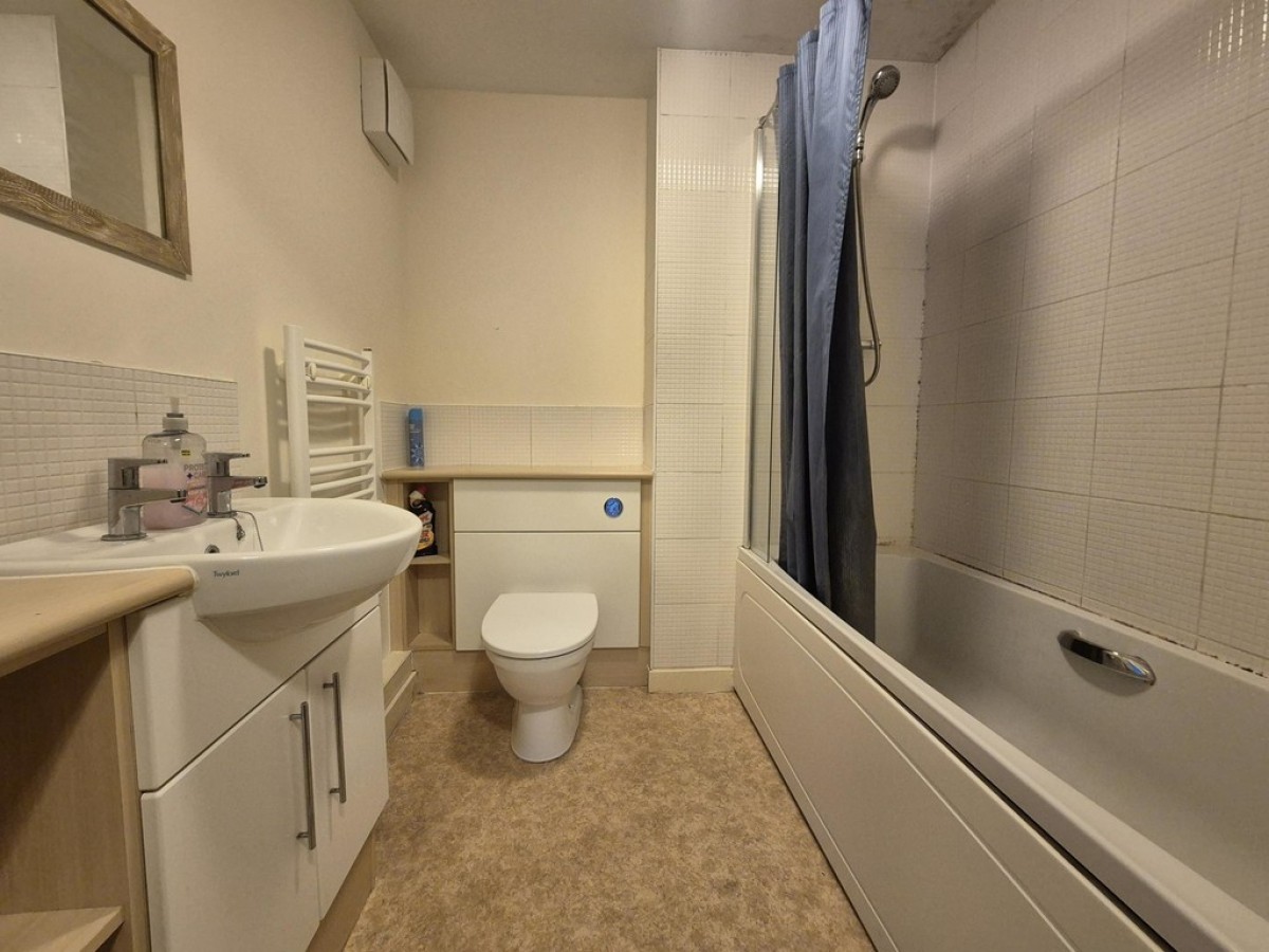 Pentland Close , Llanishen , Cardiff