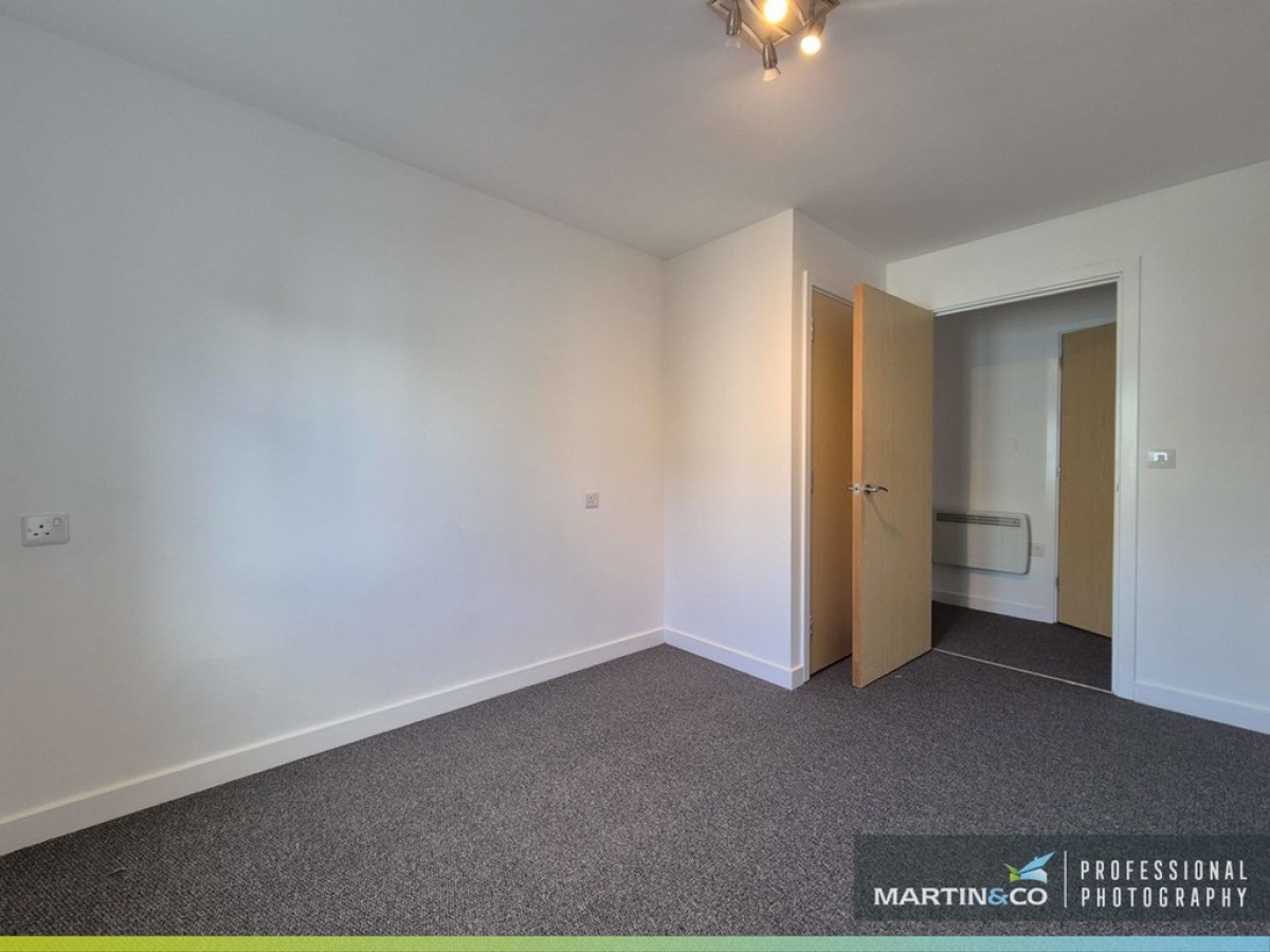 Pentland Close , Llanishen , Cardiff