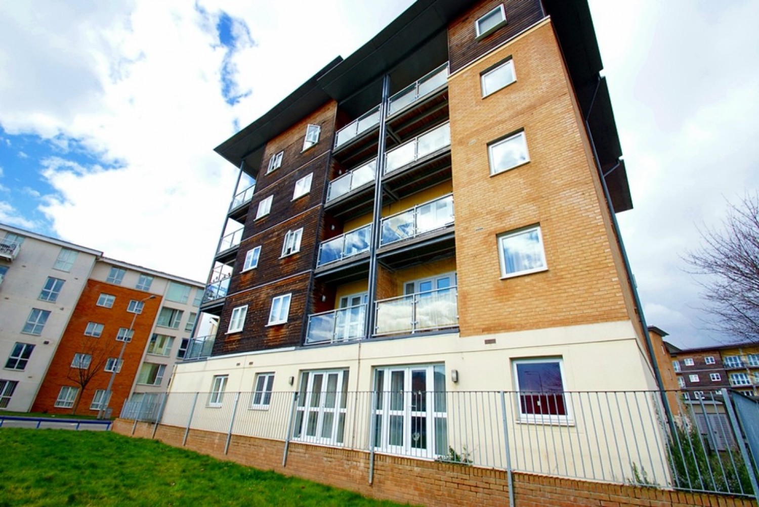 1 bedroom Flat for Letting Heol Staughton , Cardiff