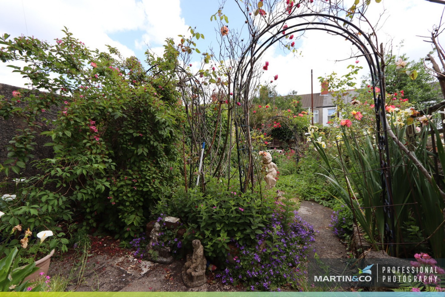 Mackintosh Place, Roath