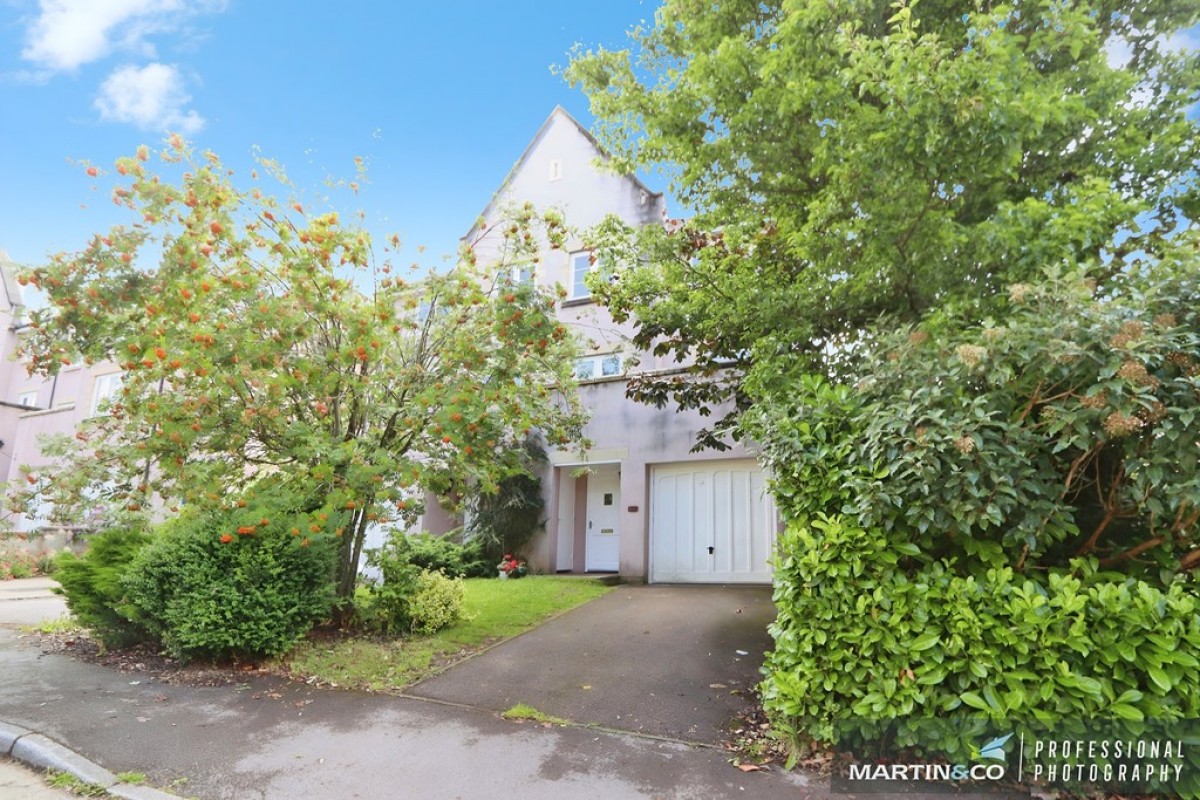 Bay Tree Lane, Abergavenny