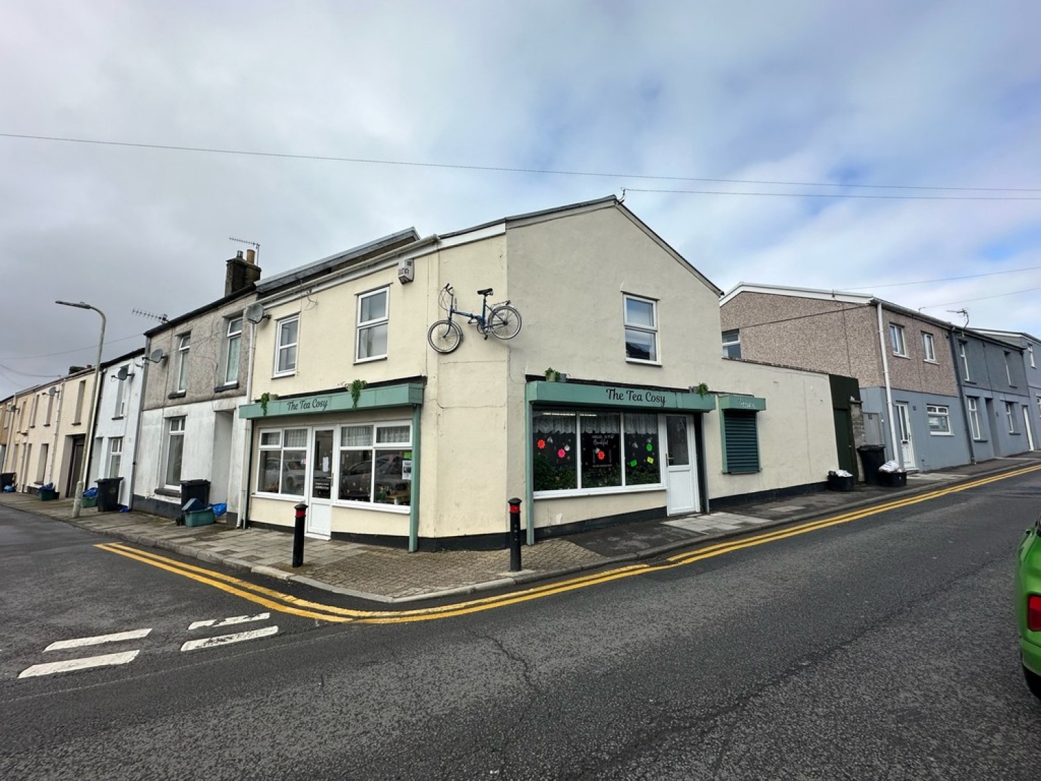 Mount Pleasant Street &amp; Flat in Victoria Street, Dowlais, Merthyr Tydfil