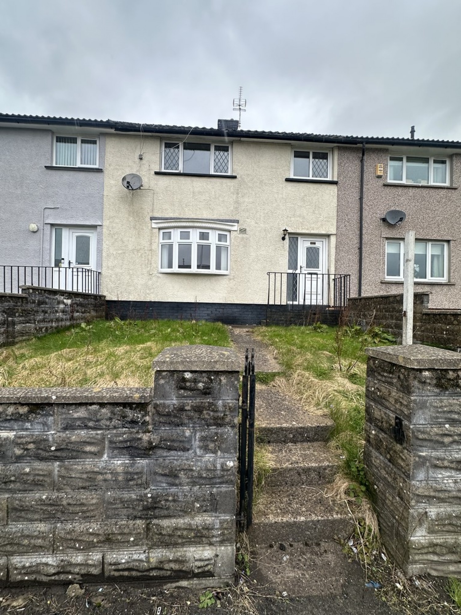 Yew Close, Gurnos, Merthyr Tydfil